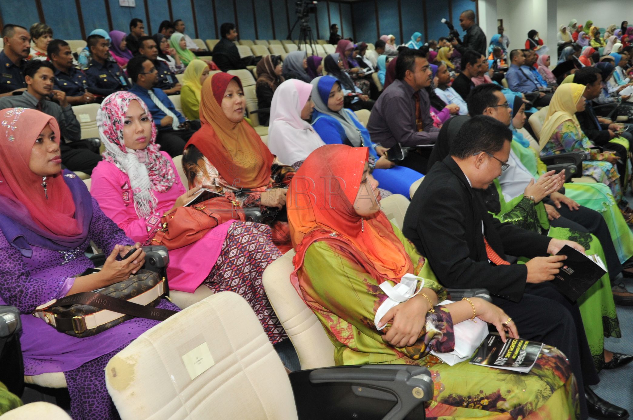 BPA 12 110 APC PRO 5280